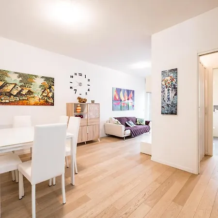 La Casa Di Edo - Wifi Parking Free شقة *